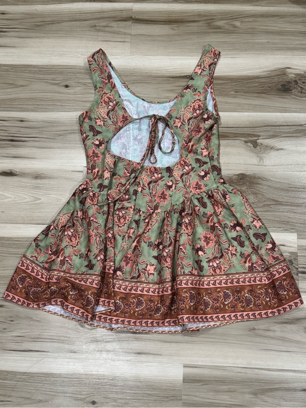Cider Tie Back Keyhole Dress Women’s Large - Picture 2 of 5